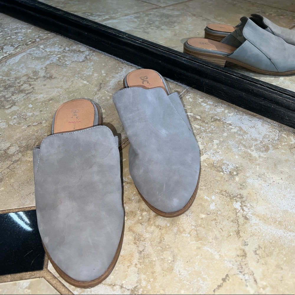 BC Austin Mule Flat Size 8
